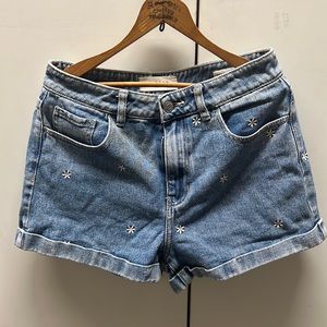 Pacsun daisy shorts